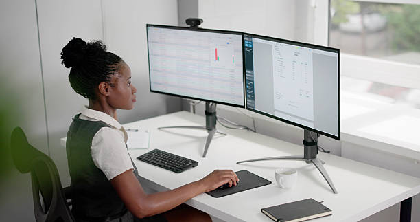 how the billing manager audits payroll codes using computer